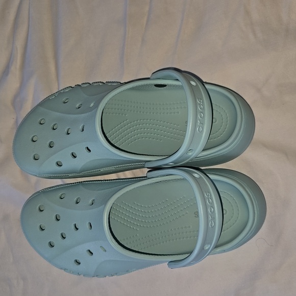 CROCS Sz:W8 Color:Blue Platform - Picture 4 of 11